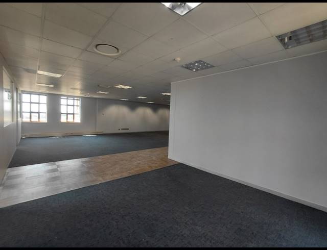 164M² OFFICE TO LET IN BRYANSTON